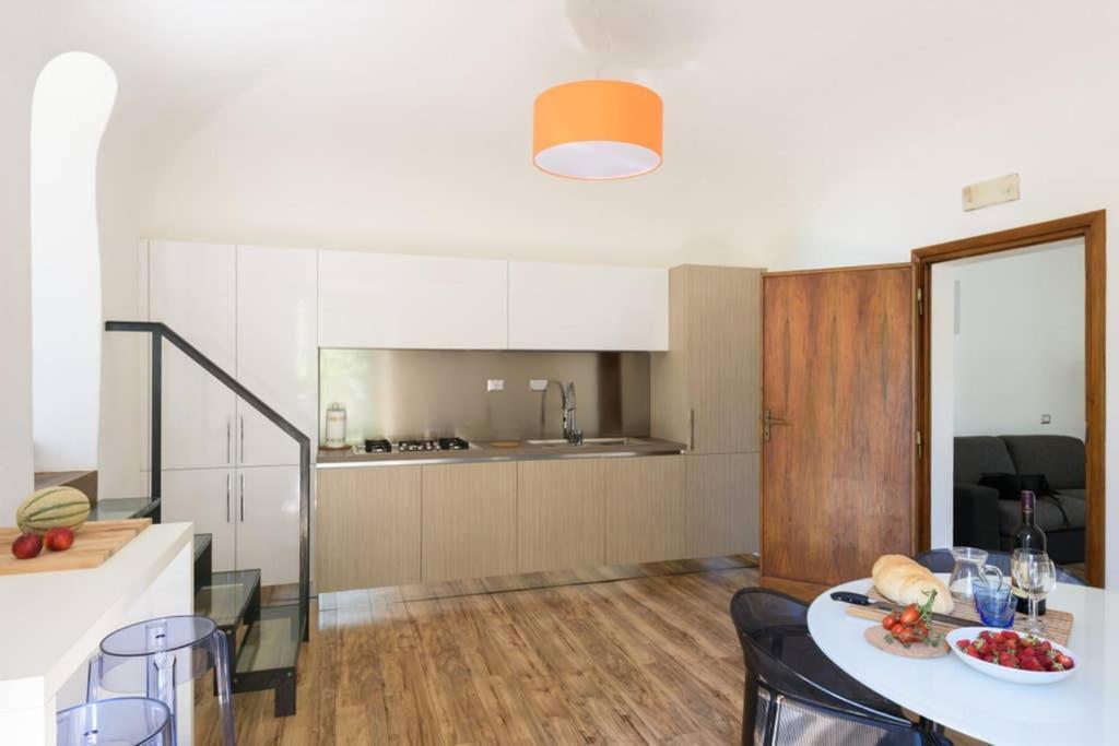 La Boutique Apartment Bettolle Exterior photo
